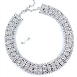 Necklaces an bracelets